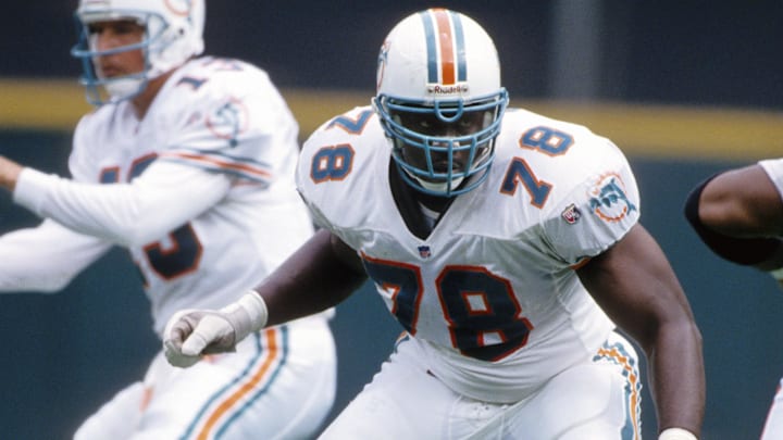 Miami Dolphins tackle Richmond Webb (78) in action against the Cincinnati Bengals at Riverfront Stadium in 1995.