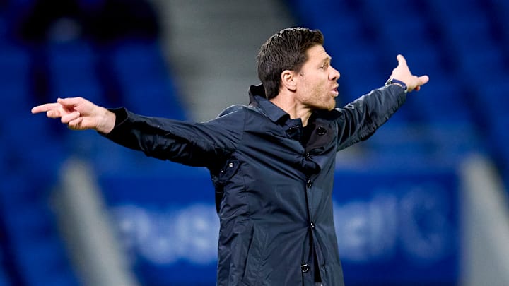 Xabi Alonso hat sich als neuer Bayer-Trainer vorgstellt Xabi Alonso hat sich als neuer Bayer-Trainer vorgstellt