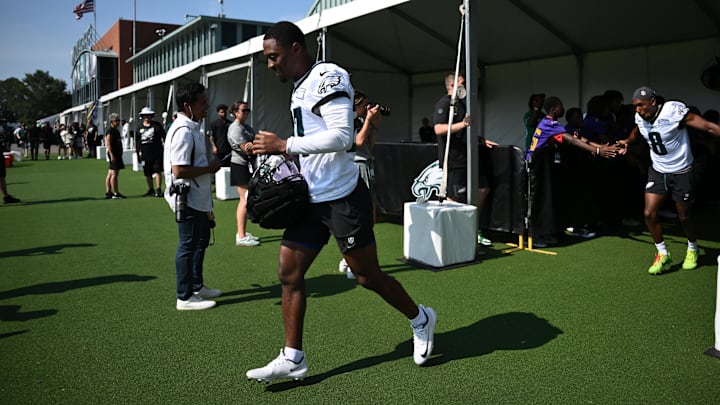 Jul 24, 2025; Philadelphia, PA, USA; Philadelphia Eagles defensive back Quinyon Mitchell (27) enters the field during training camp at NovaCare Complex. Jul 24, 2025; Philadelphia, PA, USA; Philadelphia Eagles defensive back Quinyon Mitchell (27) enters the field during training camp at NovaCare Complex.