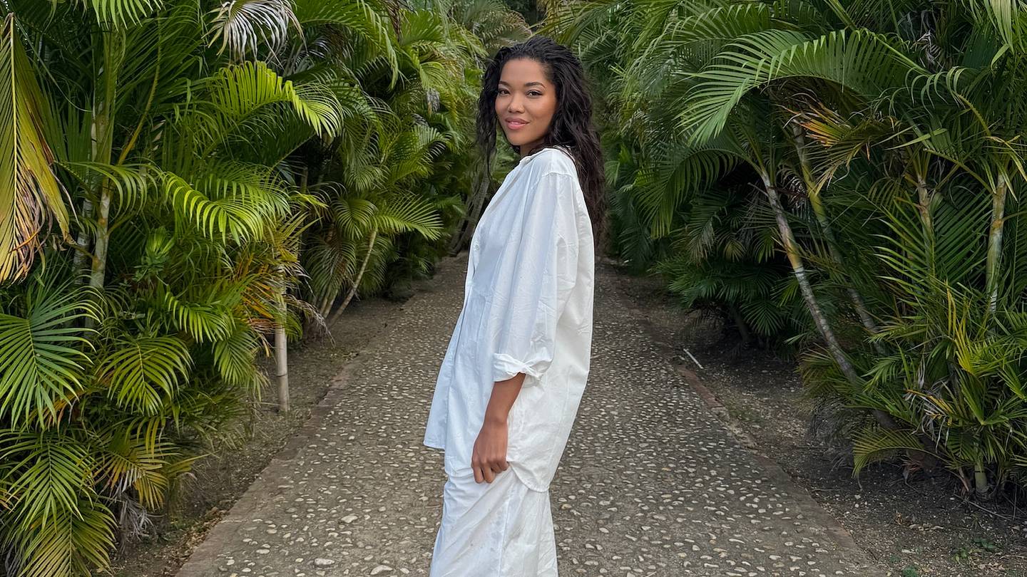 SI Swimsuit's Newest Rookie Ming Lee Simmons Stuns in Behind the