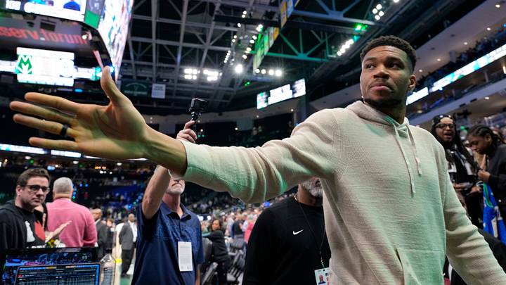 Apr 10, 2026; Milwaukee, Wisconsin, USA; Milwaukee Bucks forward Giannis Antetokounmpo (34) waves towards fans following the game against the Brooklyn Nets at Fiserv Forum. Mandatory Credit: Jeff Hanisch-Imagn Images Apr 10, 2026; Milwaukee, Wisconsin, USA; Milwaukee Bucks forward Giannis Antetokounmpo (34) waves towards fans following the game against the Brooklyn Nets at Fiserv Forum. Mandatory Credit: Jeff Hanisch-Imagn Images