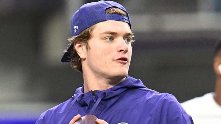 Jan 4, 2026; Minneapolis, Minnesota, USA; Minnesota Vikings quarterback J.J. McCarthy (9) warms up prior to the game against the Green Bay Packers at U.S. Bank Stadium. Jan 4, 2026; Minneapolis, Minnesota, USA; Minnesota Vikings quarterback J.J. McCarthy (9) warms up prior to the game against the Green Bay Packers at U.S. Bank Stadium.