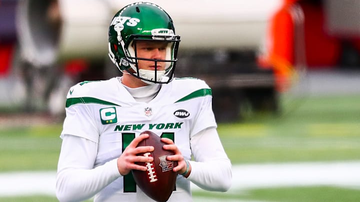 New York Jets v New England Patriots