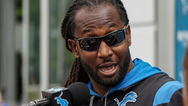 Lions Kelvin Sheppard talks with media during a practice at the Lions practice facility Lions Kelvin Sheppard talks with media during a practice at the Lions practice facility