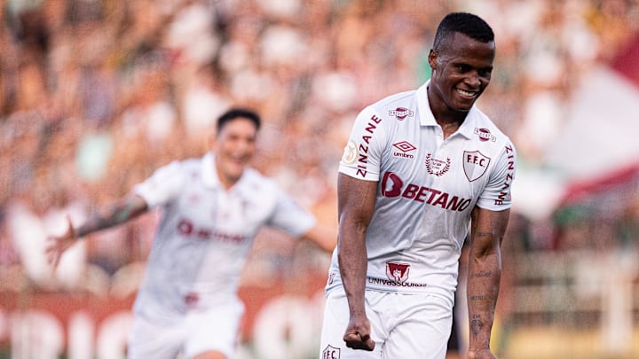 Jhon Arias teve exibição de gala contra o Red Bull Bragantino