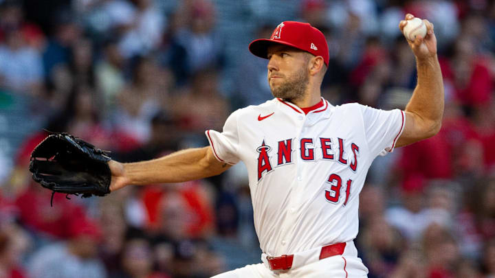 Sep 14, 2024; Anaheim, California, USA; Los Angeles Angels pitcher Tyler Anderson (31) pitches duirng the 1st inning against the Houston Astros at Angel Stadium. Mandatory Credit: Jason Parkhurst-Imagn Images Sep 14, 2024; Anaheim, California, USA; Los Angeles Angels pitcher Tyler Anderson (31) pitches duirng the 1st inning against the Houston Astros at Angel Stadium. Mandatory Credit: Jason Parkhurst-Imagn Images