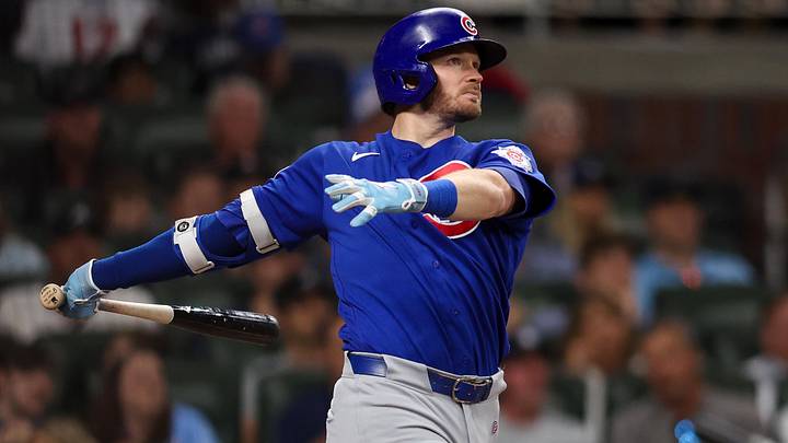 May 14, 2026; Atlanta, Georgia, USA; Chicago Cubs left fielder Ian Happ (8) hits a home run against the Atlanta Braves in the eighth inning at Truist Park. Mandatory Credit: Brett Davis-Imagn Images