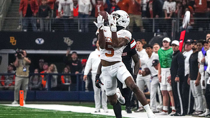 ESPN's latest NFL Mock Draft gives the Chiefs Texas WR Adonai Mitchell