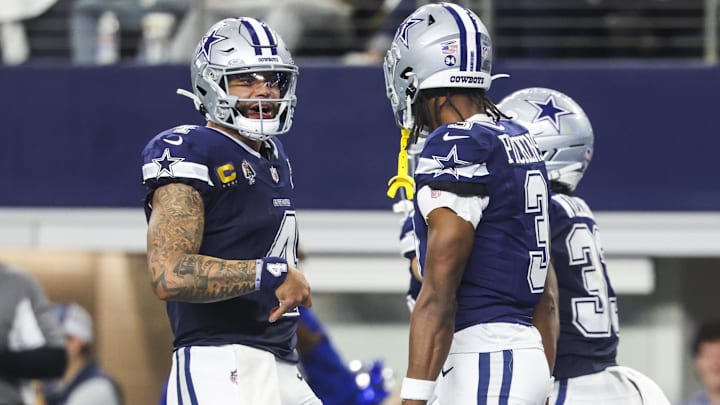 Dallas Cowboys quarterback Dak Prescott (4) and wide receiver George Pickens (3).
