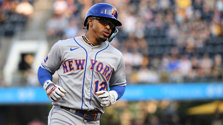 Francisco Lindor tiene un guante personalizado Gucci 