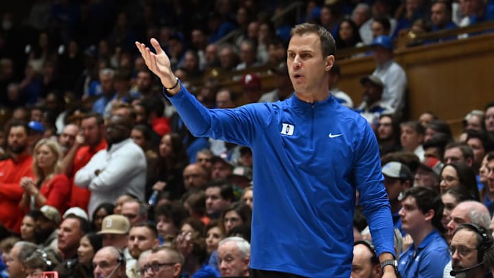 Duke basketball head coach Jon Scheyer