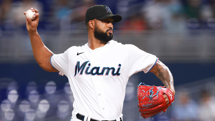 Sandy Alcántara es uno de los objetivos potenciales de los Yankees