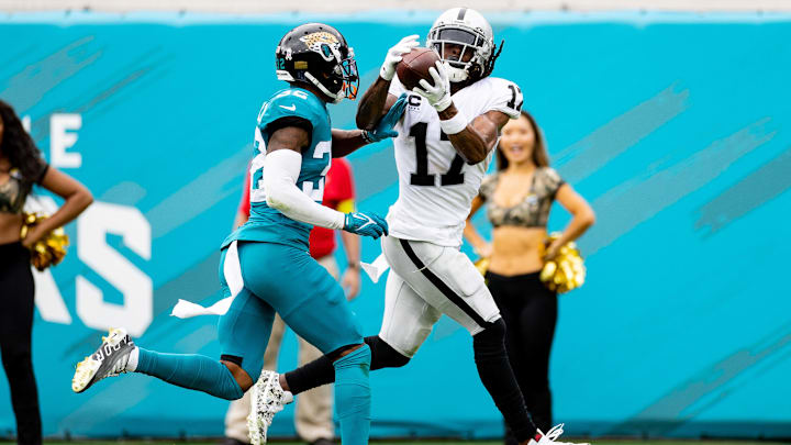 Las Vegas Raiders wide receiver Davante Adams (17) 