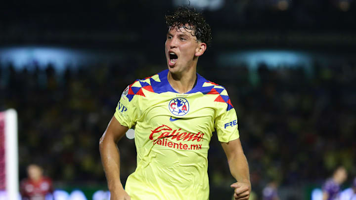 Igor Lichnovsky se mantendría en América Igor Lichnovsky se mantendría en América