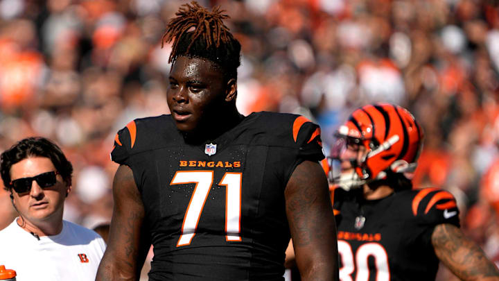 Cincinnati Bengals offensive tackle Amarius Mims (71) during a timeout Paycor Stadium Sunday, November 3, 2024.