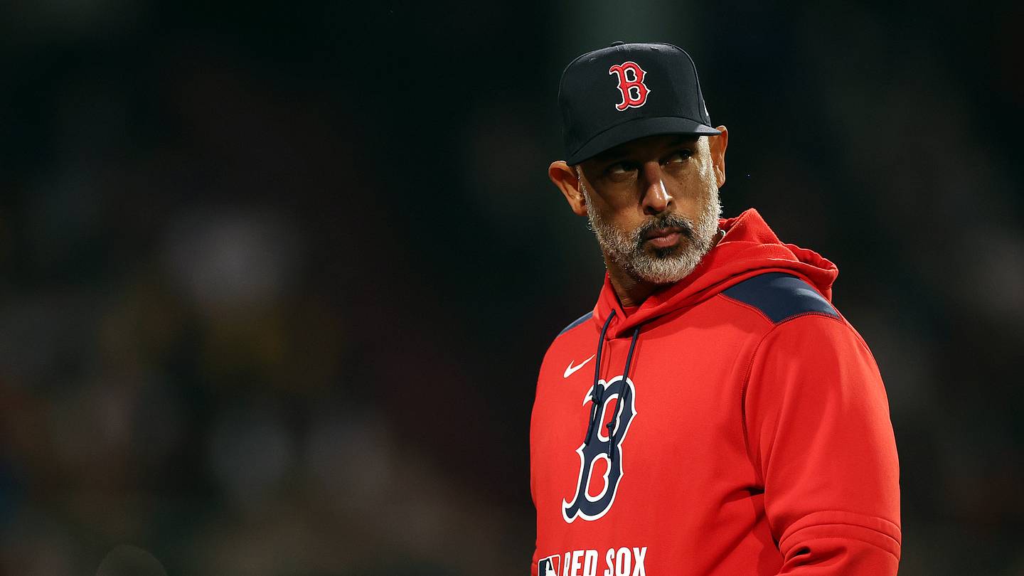 Red Sox Struggle as Gonzalez Joins Injured List