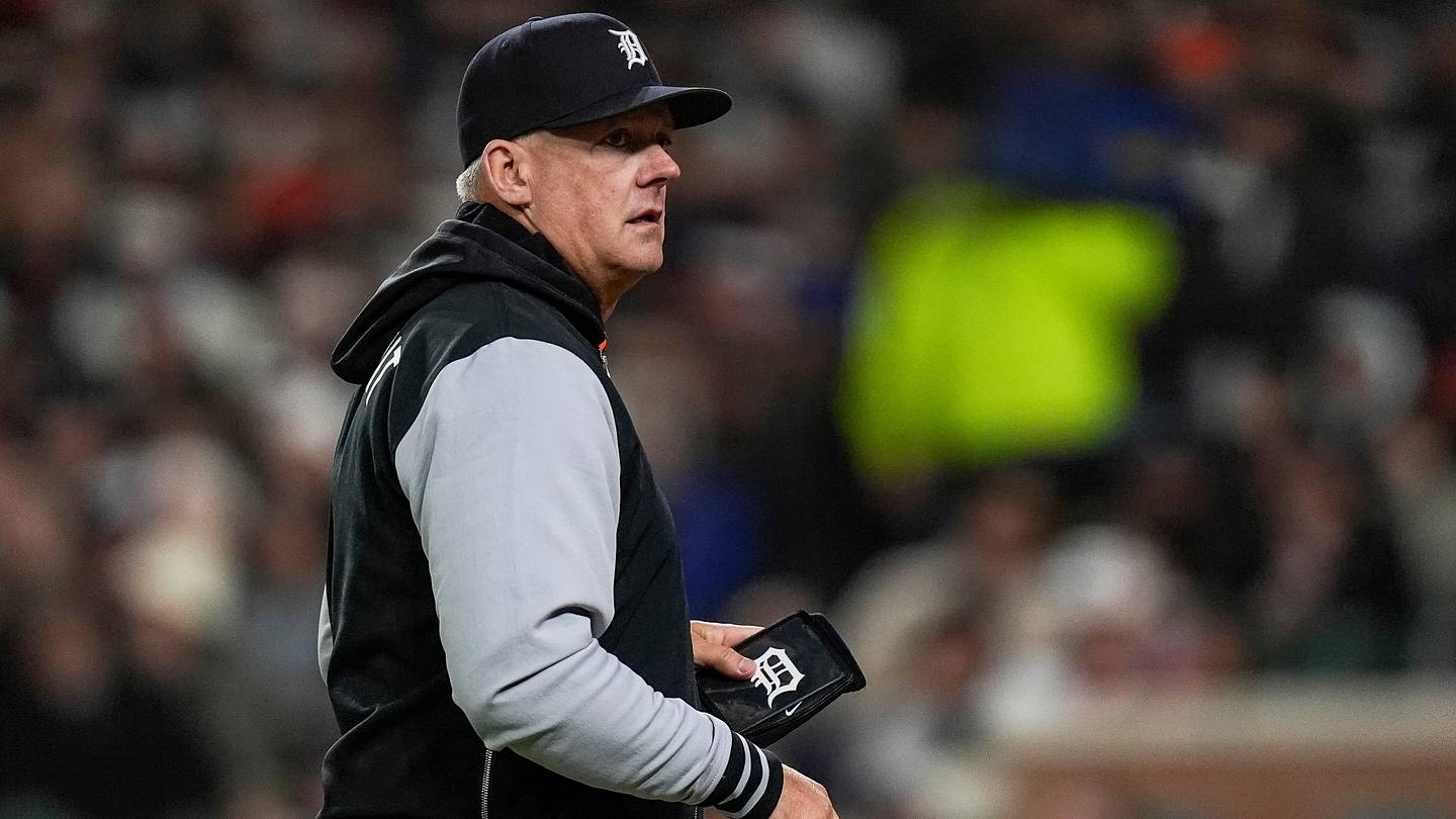 Guardians fans are relishing in AJ Hinch criticism as Tigers spiral