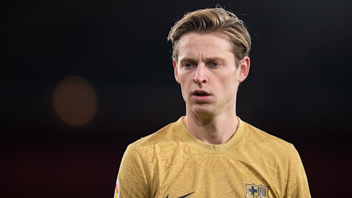 De Jong is wanted by Man Utd