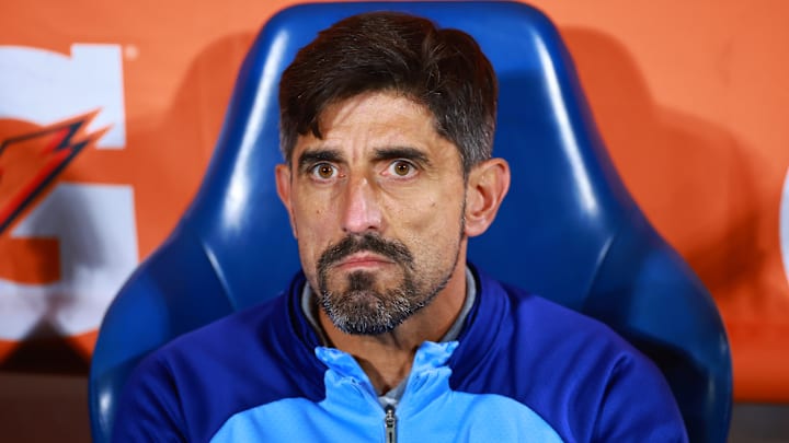Veljko Paunovic tendría definidas varias bajas en Chivas