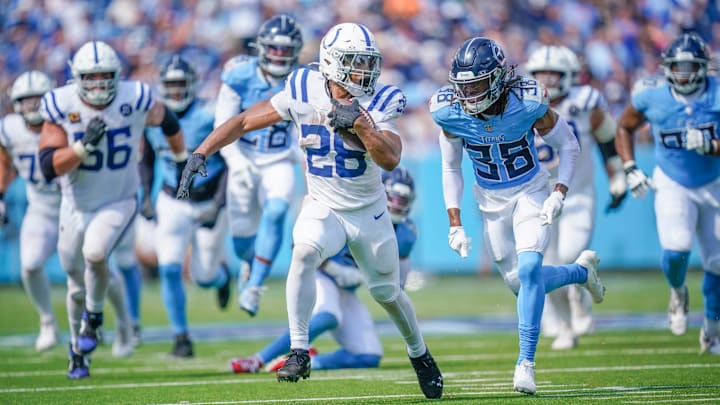 Indianapolis Colts running back Jonathan Taylor (28) runs in a touchdown during the third quarter against the Tennessee Titans at Nissan Stadium in Nashville, Tenn., Sunday, Sunday, Sept. 21, 2025. Indianapolis Colts running back Jonathan Taylor (28) runs in a touchdown during the third quarter against the Tennessee Titans at Nissan Stadium in Nashville, Tenn., Sunday, Sunday, Sept. 21, 2025.