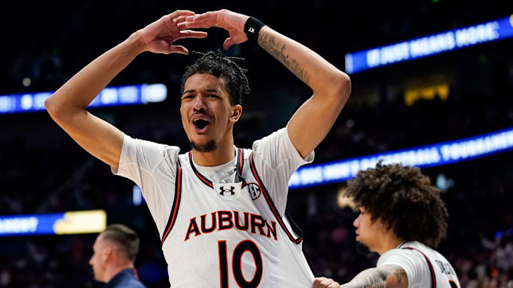 Auburn guard Chad Baker-Mazara (10)