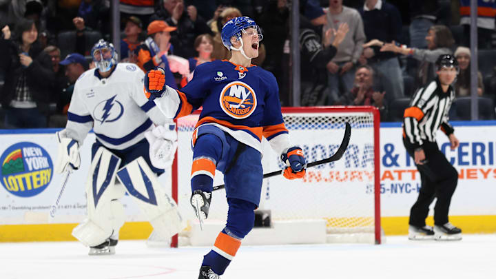 Tampa Bay Lightning v New York Islanders Tampa Bay Lightning v New York Islanders