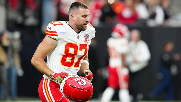 Jan 4, 2026; Paradise, Nevada, USA; Kansas City Chiefs tight end Travis Kelce (87) warms up before a game against the Las Vegas Raiders at Allegiant Stadium. Mandatory Credit: Stephen R. Sylvanie-Imagn Images Jan 4, 2026; Paradise, Nevada, USA; Kansas City Chiefs tight end Travis Kelce (87) warms up before a game against the Las Vegas Raiders at Allegiant Stadium. Mandatory Credit: Stephen R. Sylvanie-Imagn Images