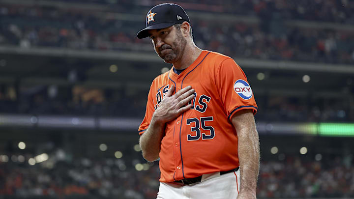 Justin Verlander of Houston Astros walks off field Justin Verlander of Houston Astros walks off field