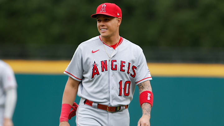 El colombiano Gio Urshela es uno de los exYankees que puede regresar