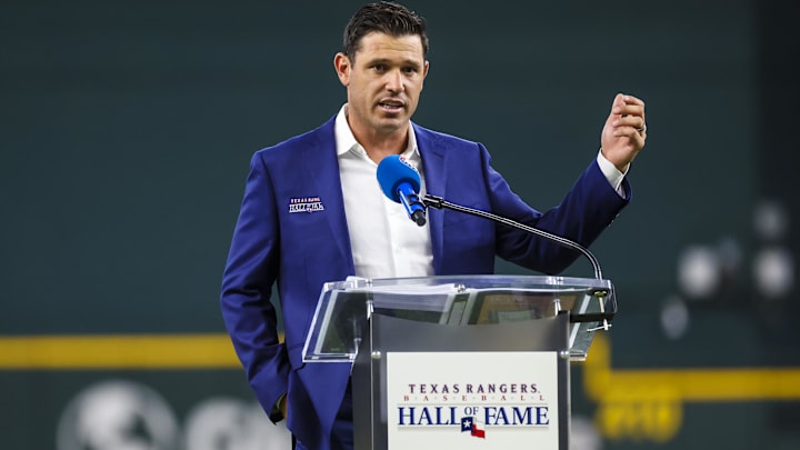 Aug 13, 2022; Arlington, Texas, USA; Texas Rangers former player Ian Kinsler gives a speech after being inducted into the Texas Rangers hall of fame before the game against the Seattle Mariners at Globe Life Field. Aug 13, 2022; Arlington, Texas, USA; Texas Rangers former player Ian Kinsler gives a speech after being inducted into the Texas Rangers hall of fame before the game against the Seattle Mariners at Globe Life Field.