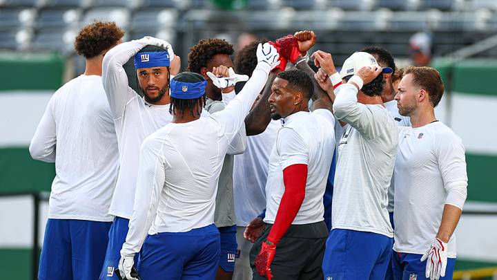 Aug 28, 2026; East Rutherford, New Jersey, USA; New York Giants wide receiver Odell Beckham Jr. (3) huddles with teammates before the game against the New York Jets at MetLife Stadium. Aug 28, 2026; East Rutherford, New Jersey, USA; New York Giants wide receiver Odell Beckham Jr. (3) huddles with teammates before the game against the New York Jets at MetLife Stadium.