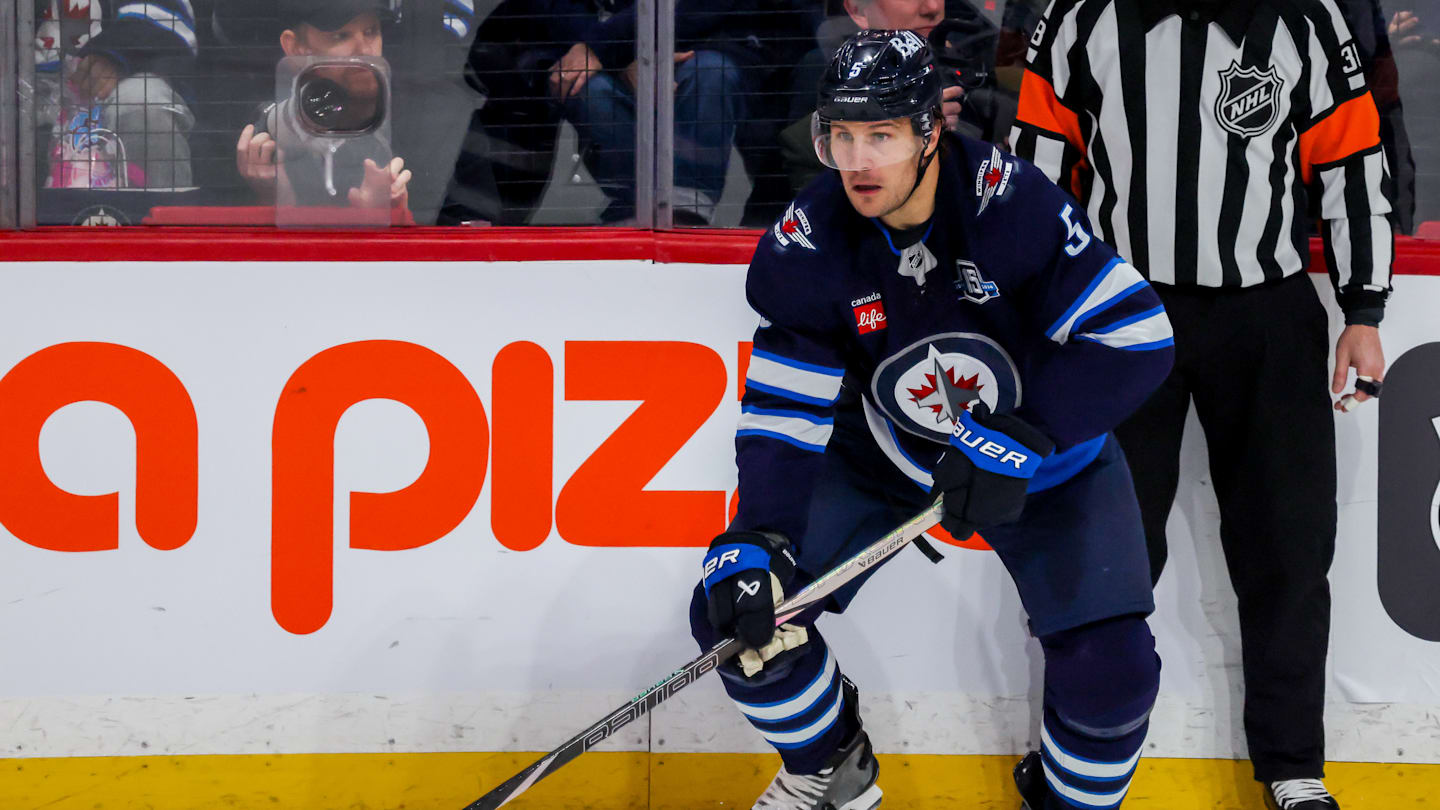 3 defenseman Leafs should target to improve blue line