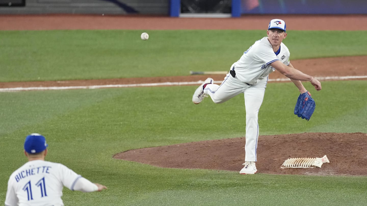 Chris Bassitt's emotional World Series answer shows he'll always carry Blue Jays scar