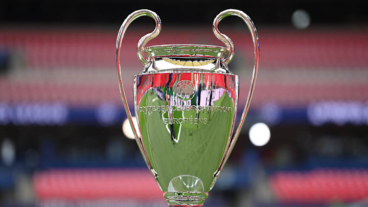 Le tirage au sort de la phase de ligue de Ligue des Champions se rapproche