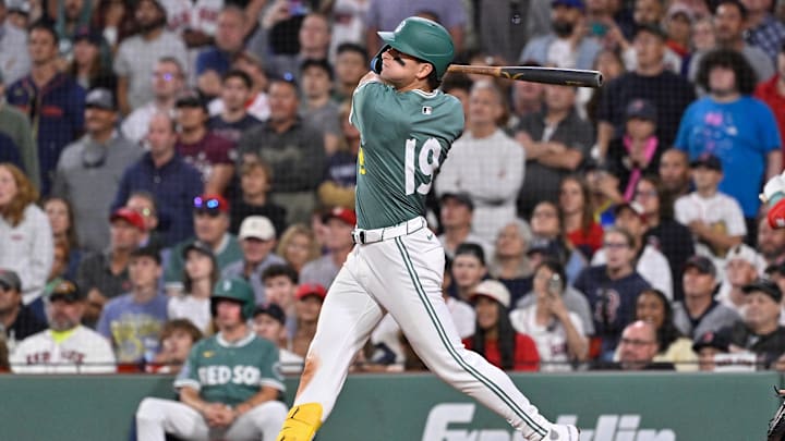 Boston Red Sox left fielder Roman Anthony hits a game-winning RBI against the Houston Astros during the tenth inning inning at Fenway Park. Boston Red Sox left fielder Roman Anthony hits a game-winning RBI against the Houston Astros during the tenth inning inning at Fenway Park.