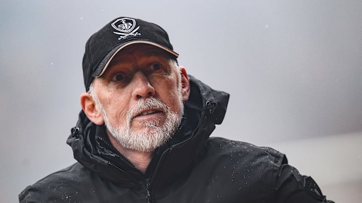 Eric Roy est l'entraîneur du Stade Brestois 29.