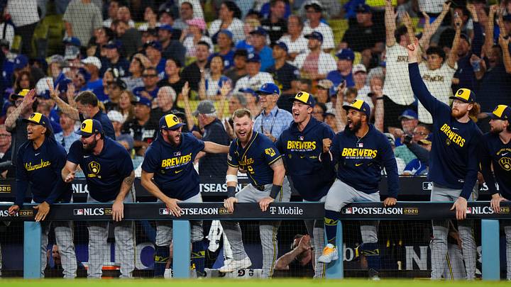 Championship Series - Milwaukee Brewers v Los Angeles Dodgers - Game 4