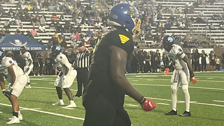 Brunswick tight end Heze Kent 