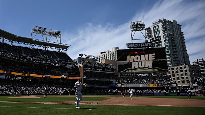 San Diego Padres left fielder Juan Soto (22) rounds the bases.