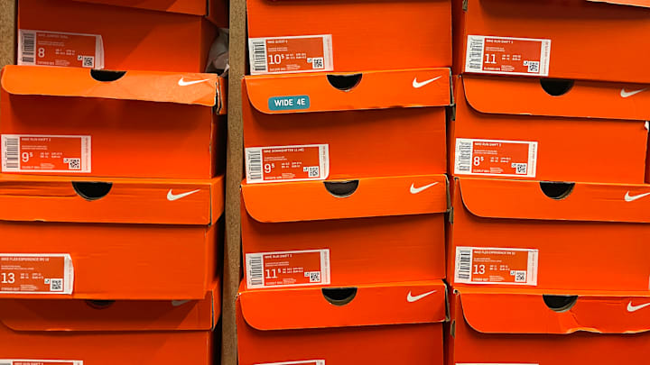 Nike Hit By Supply Chain Shortages Struggles To Keep Up With Demand Ahead Of Holiday Season