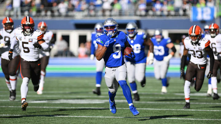 Oct 29, 2023; Seattle, Washington, USA; Seattle Seahawks running back Kenneth Walker III (9)