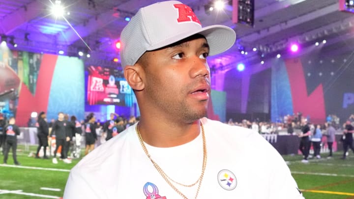 Free agent quarterback Russell Wilson (3) of the Pittsburgh Steelers during the Pro Bowl Skills Challenge at Nicholson Fieldhouse.