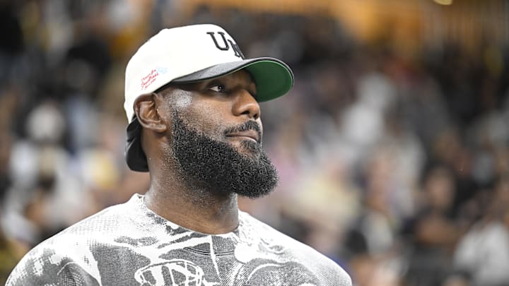 Oct 3, 2025; Palm Desert, California, USA; Lebron James looks on during the first half against the Phoenix Suns at Acrisure Arena. Mandatory Credit: Denis Poroy-Imagn Images Oct 3, 2025; Palm Desert, California, USA; Lebron James looks on during the first half against the Phoenix Suns at Acrisure Arena. Mandatory Credit: Denis Poroy-Imagn Images