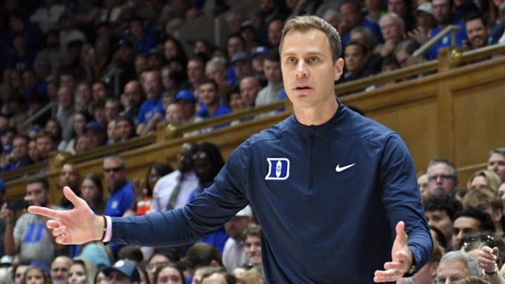 Duke basketball head coach Jon Scheyer
