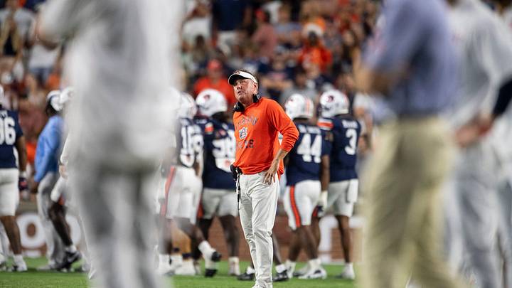 The last Auburn head coach, Hugh Freeze, struggled to win one-score games with the Tigers.