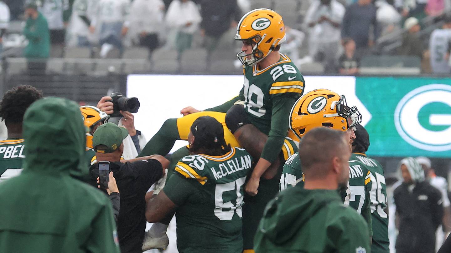 Packers vs. Jets game balls: Green Bay's defense & special teams squeak out a win