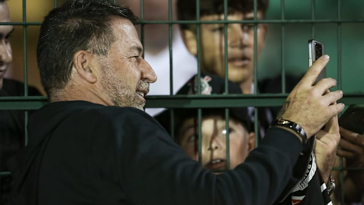 Dirigente, no momento, está afastado do cargo Dirigente, no momento, está afastado do cargo