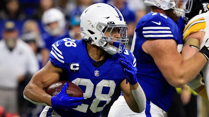 Pittsburgh Steelers v Indianapolis Colts