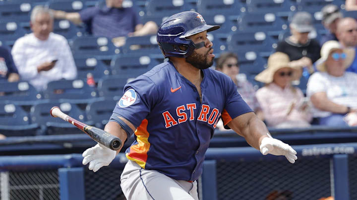Feb 26, 2025; West Palm Beach, Florida, USA; Houston Astros first base Jon Singleton (28) runs to first base after a hit during the first inning against the Washington Nationals at CACTI Park of the Palm Beaches. Feb 26, 2025; West Palm Beach, Florida, USA; Houston Astros first base Jon Singleton (28) runs to first base after a hit during the first inning against the Washington Nationals at CACTI Park of the Palm Beaches.