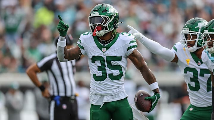 Former NY Jets defensive back Jalen Mills